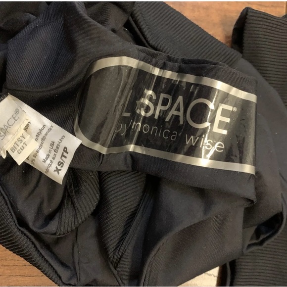 L*space two piece black top and bottom. Xs - Picture 5 of 9